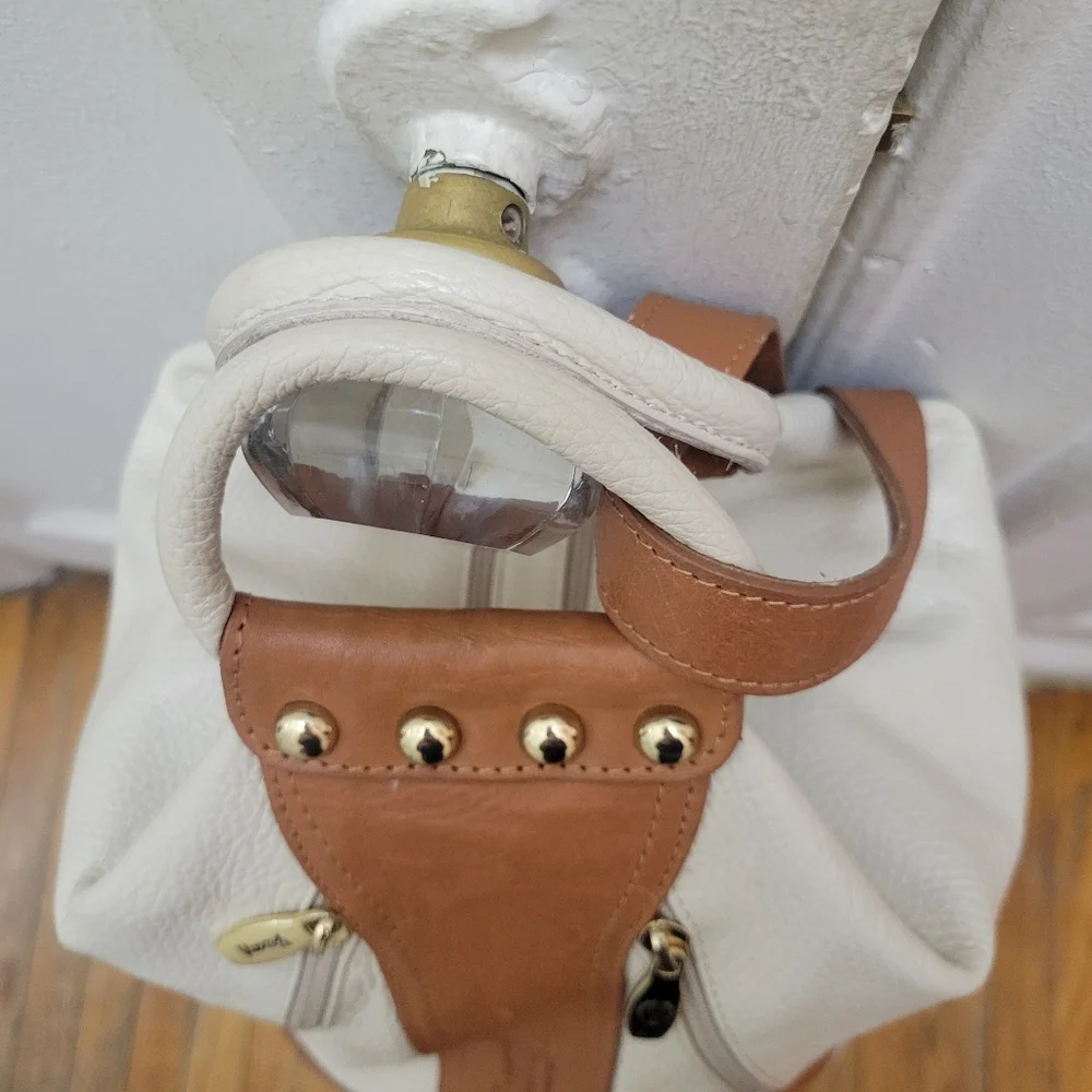 Valentina leather convertible sling/backpack bag. Classic Neutral‎ Quiet Luxury - Picture 2 of 14